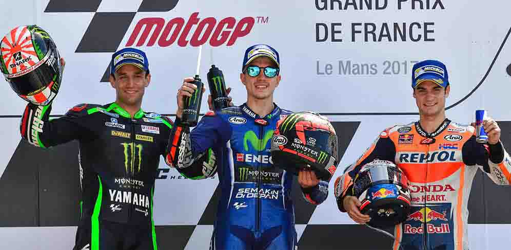 Vinales Juara, Rossi dan Marquez Crash!